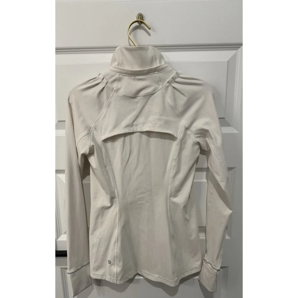LULULEMON Women's Long Sleeve Pullover Jacket Shirt Size 6 White Classy Sporty
